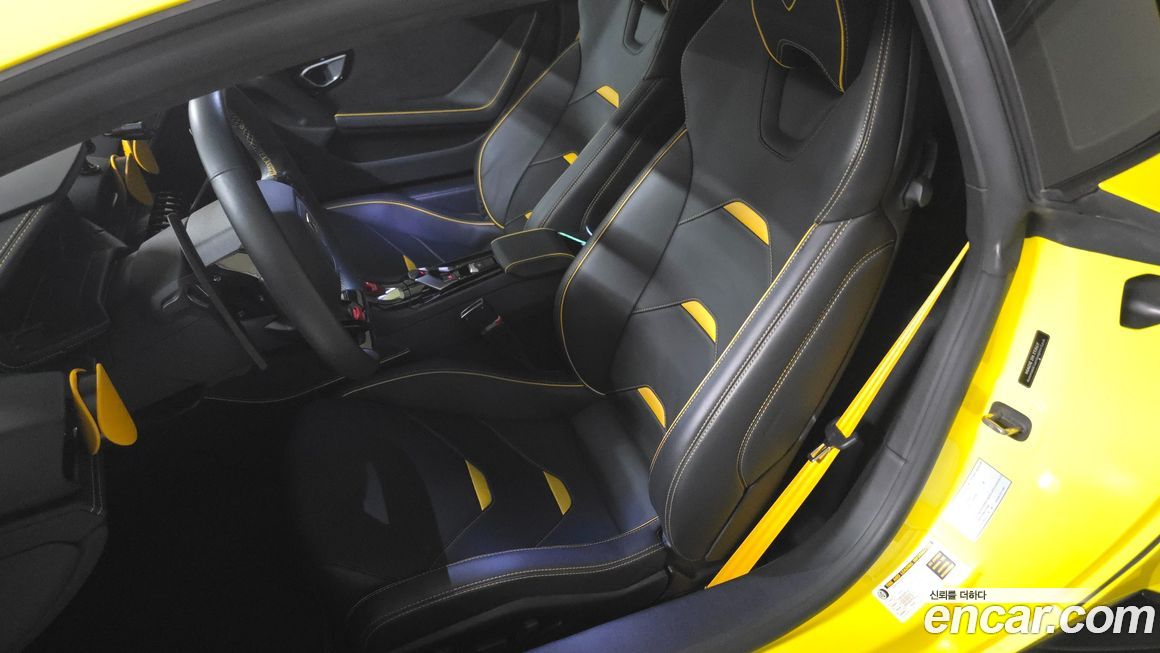 Lamborghini Huracan 2022