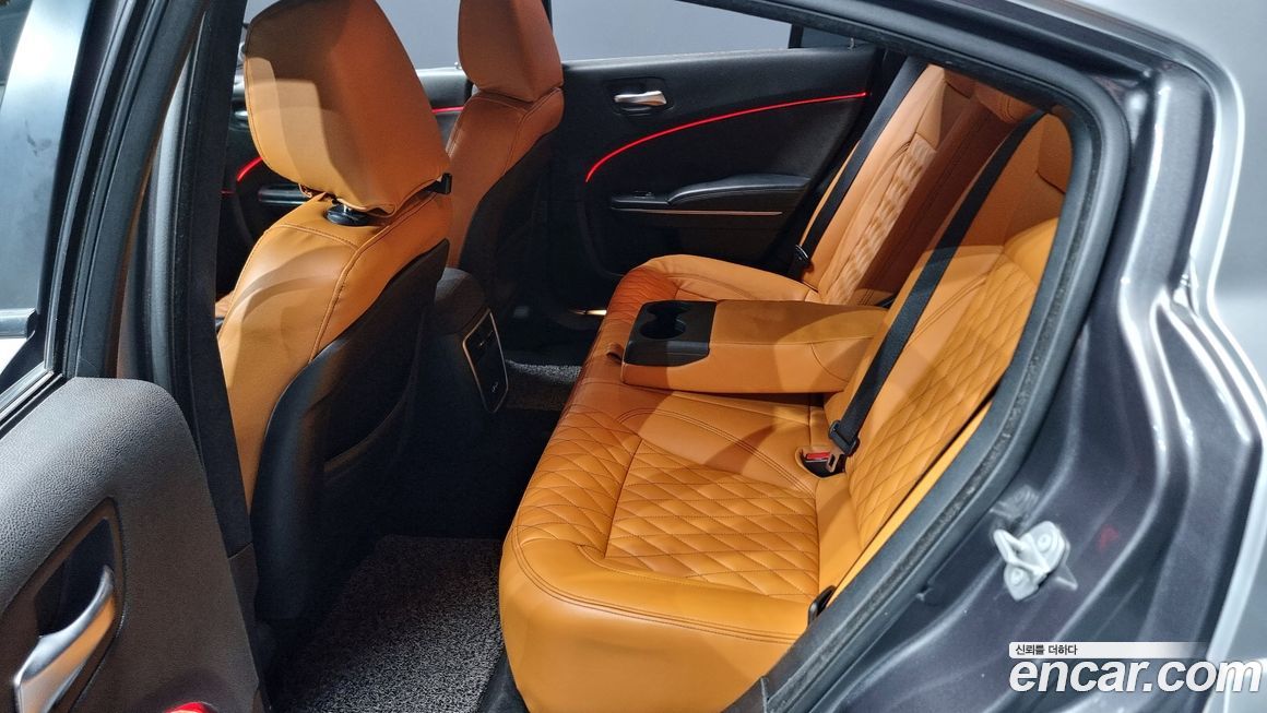 Dodge Charger 2018
