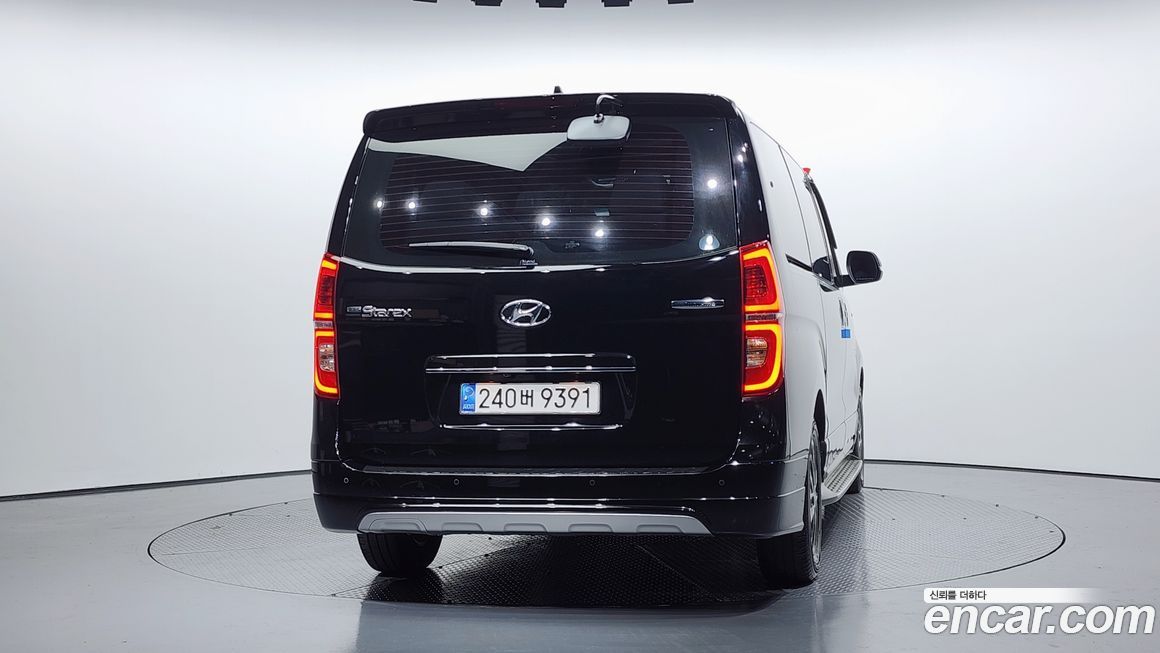 Hyundai Starex 2020