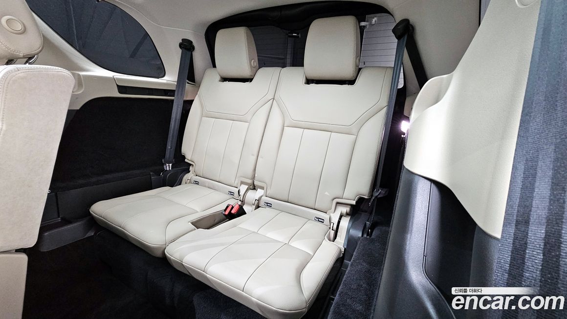 Land Rover Discovery 2020