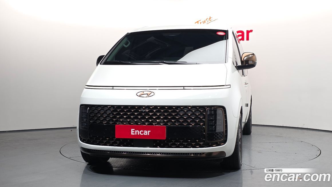 Hyundai Staria 2022