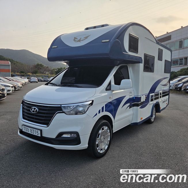 Hyundai Starex 2021