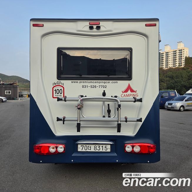 Hyundai Starex 2021