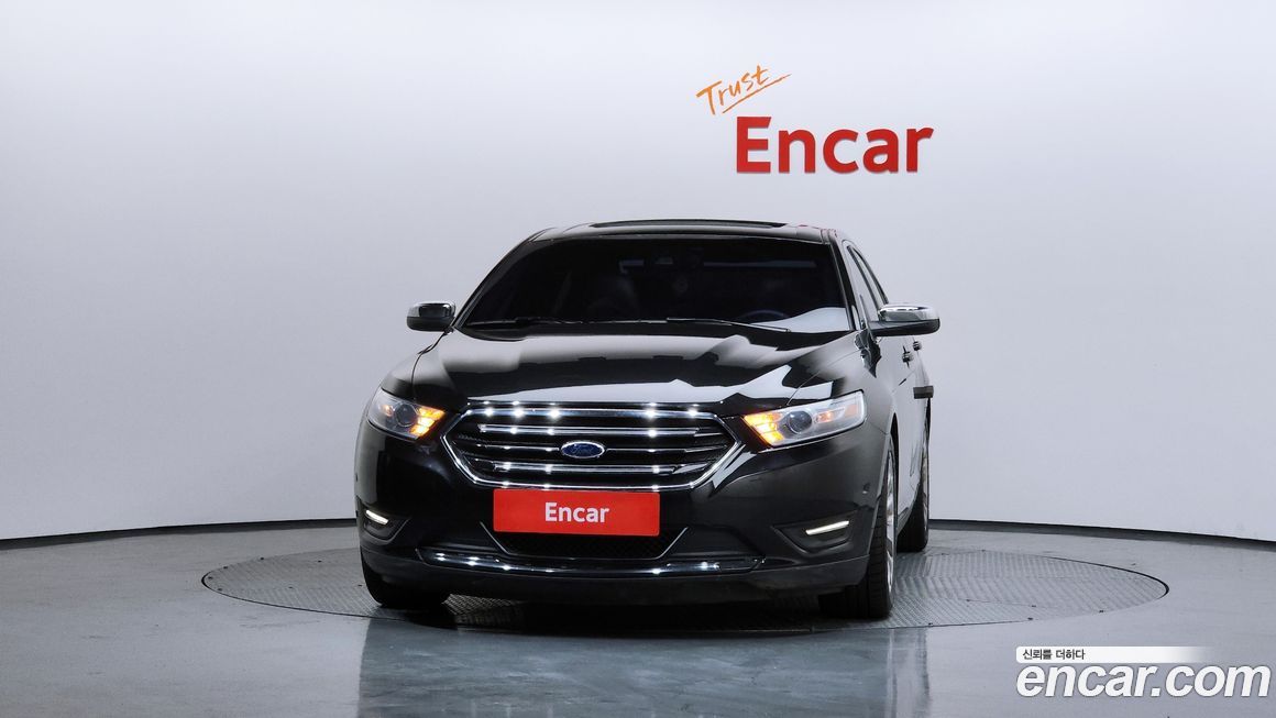 Ford Taurus 2013