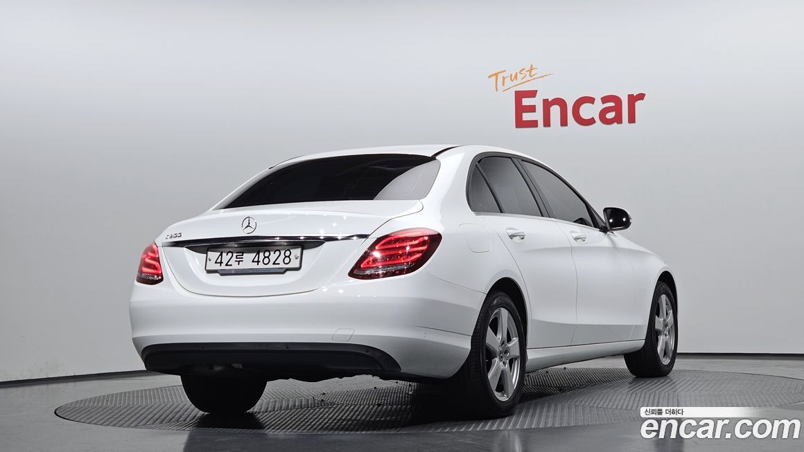 Mercedes-Benz C-Class 2018