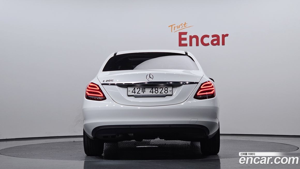 Mercedes-Benz C-Class 2018