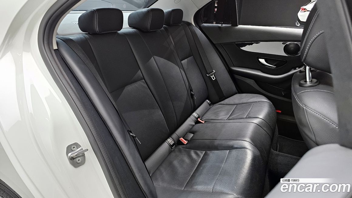 Mercedes-Benz C-Class 2018