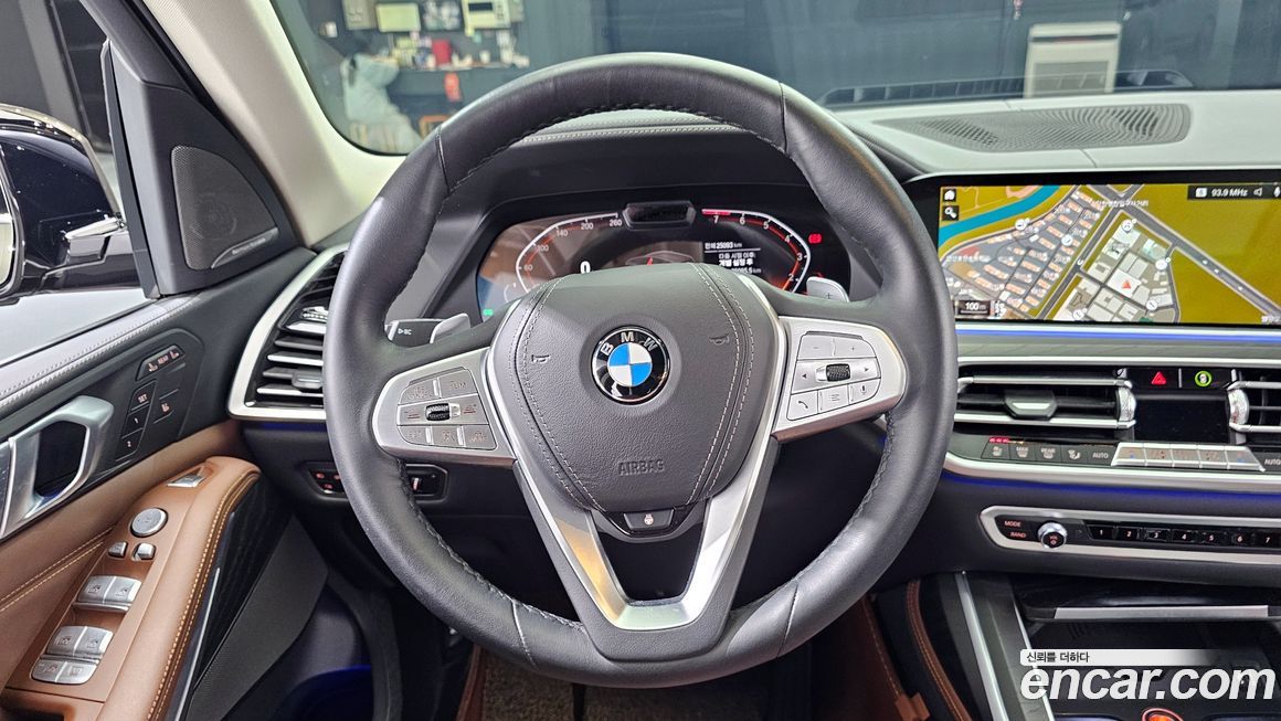 BMW X7 2021