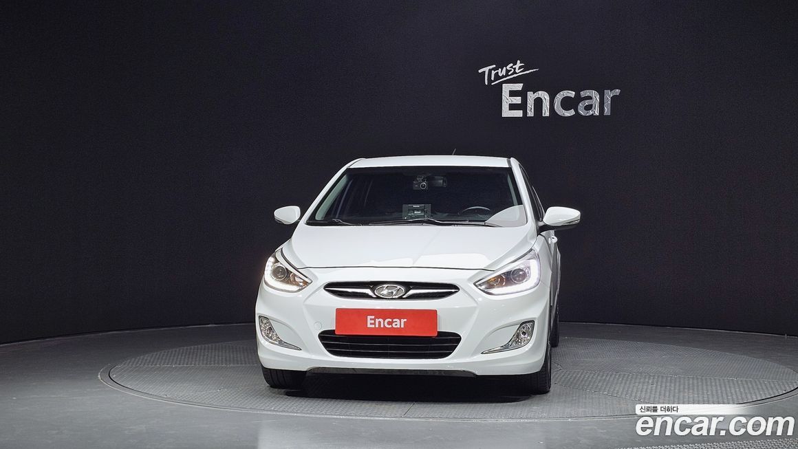 Hyundai Accent 2014