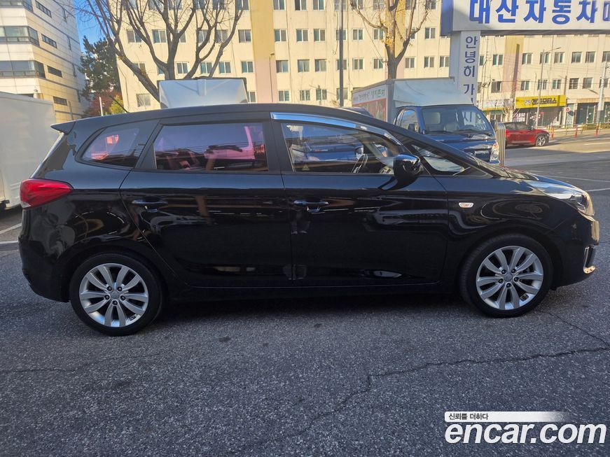 Kia Carens 2016