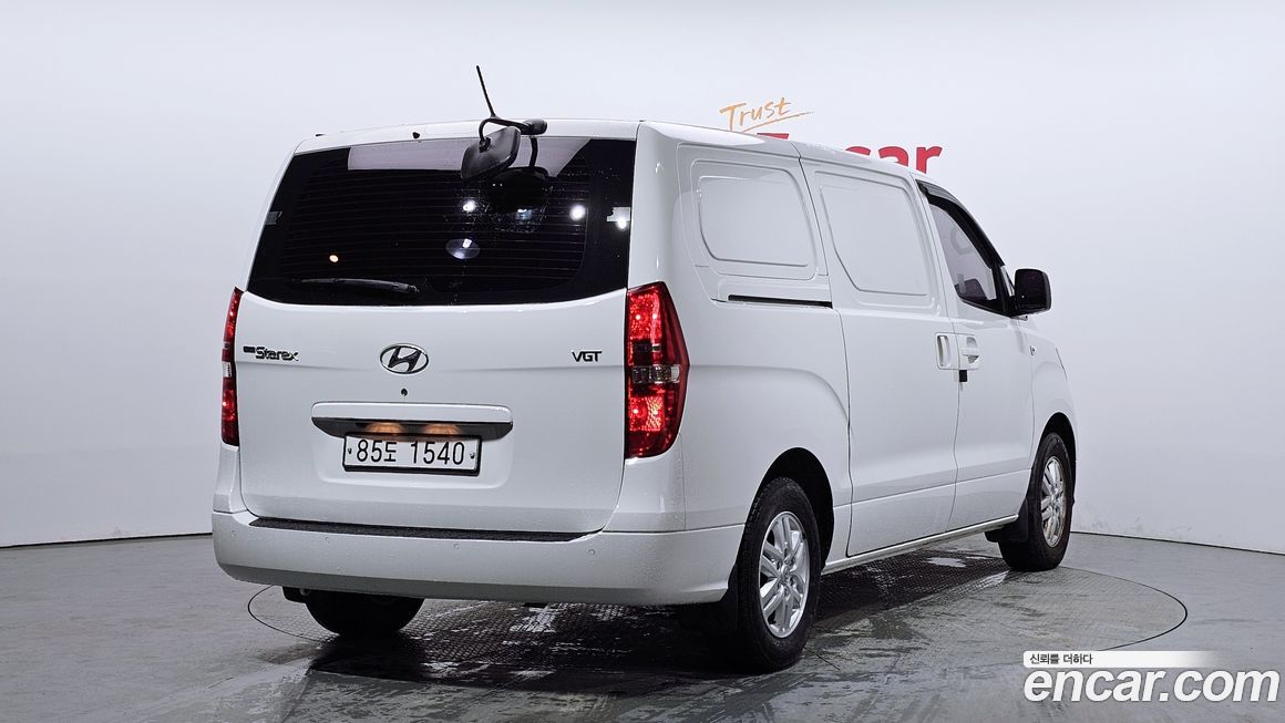 Hyundai Starex 2019