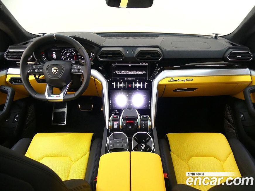 Lamborghini Urus 2022