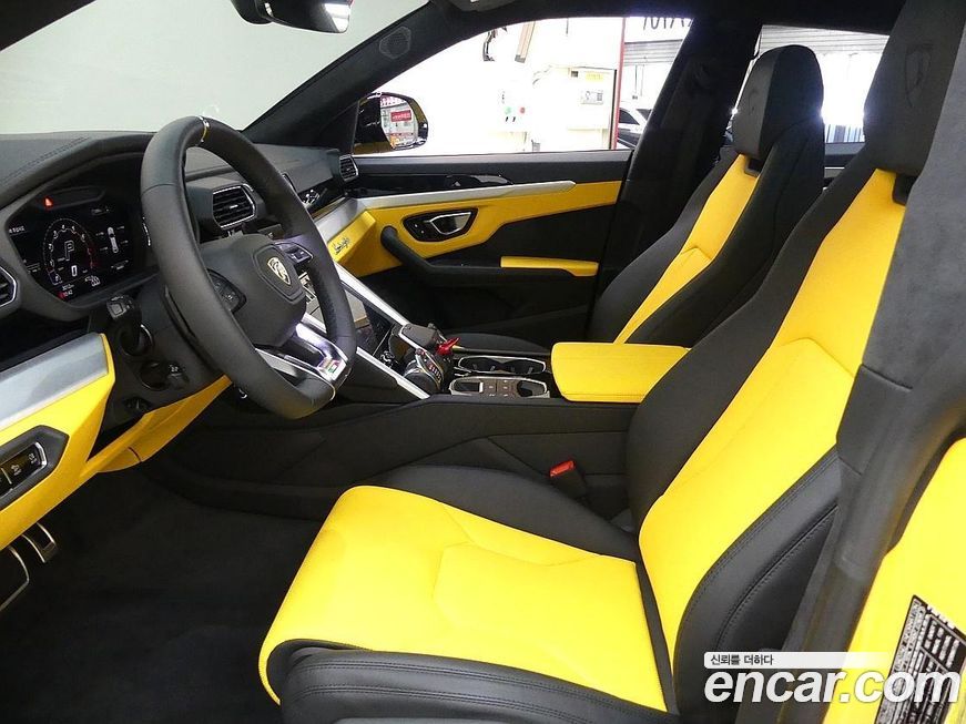 Lamborghini Urus 2022