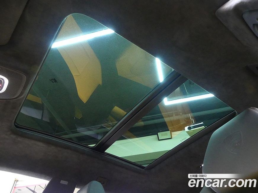 Lamborghini Urus 2022