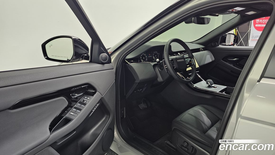 Land Rover Range Rover Evoque 2024