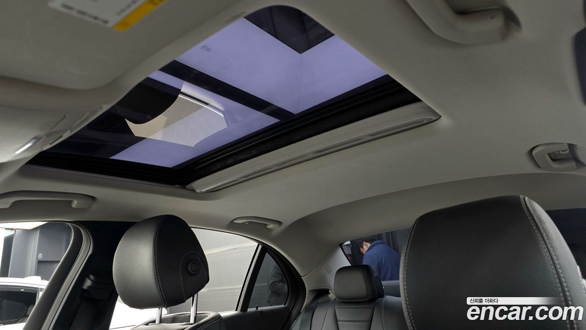 Mercedes-Benz E-Class 2019