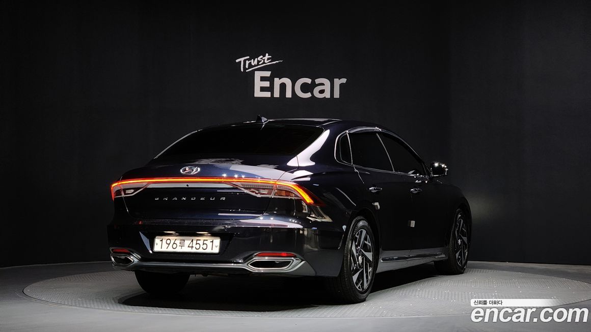 Hyundai Grandeur 2022