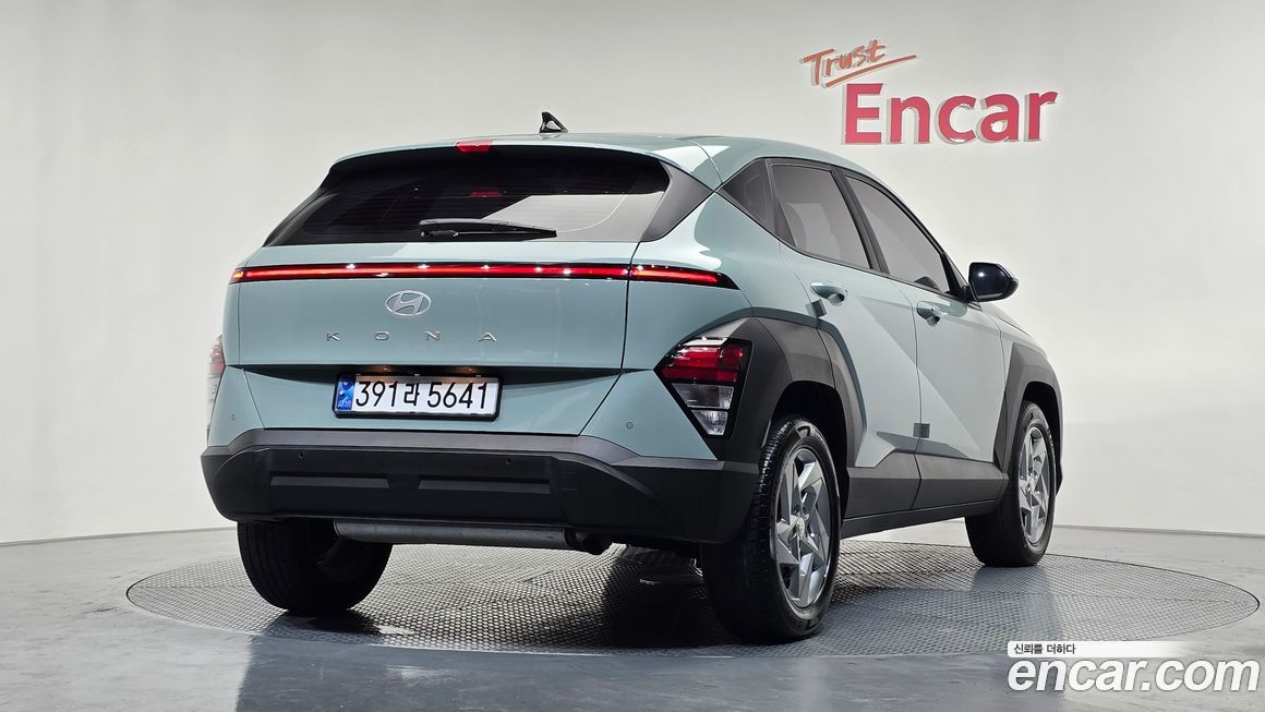 Hyundai Kona 2025