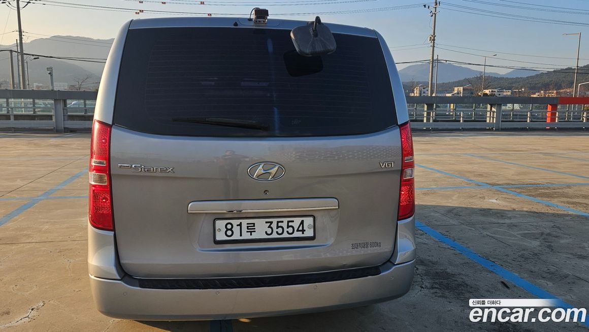 Hyundai Starex 2016