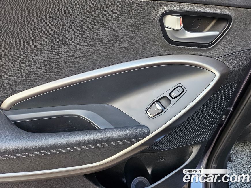 Hyundai Santafe 2016