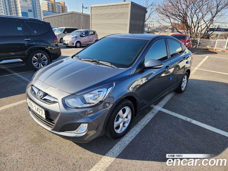 Hyundai Accent 2012