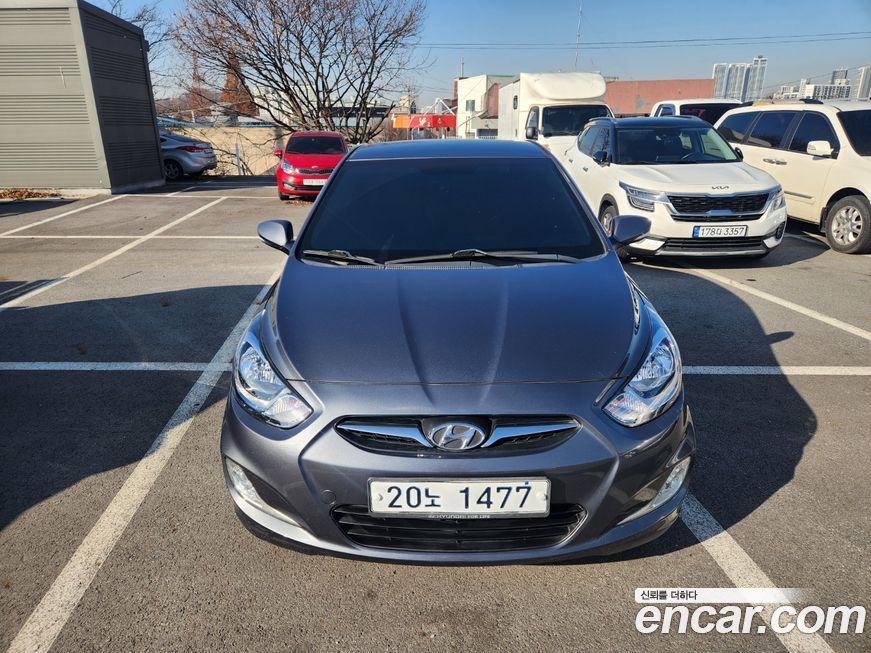 Hyundai Accent 2012