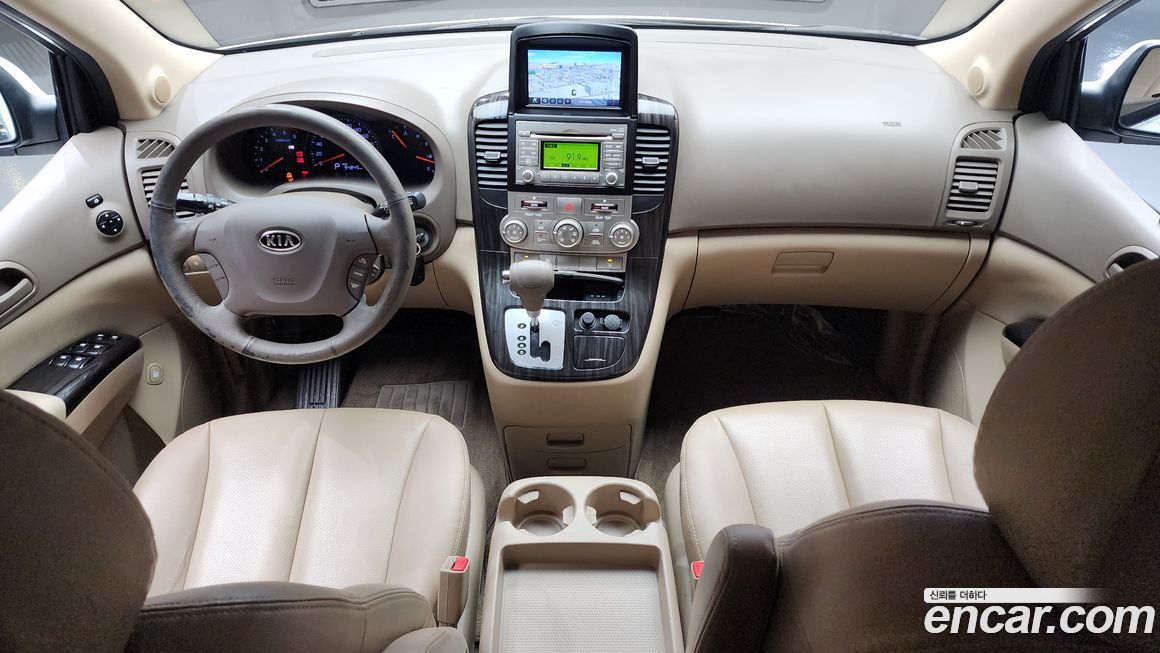 Kia Canival 2012