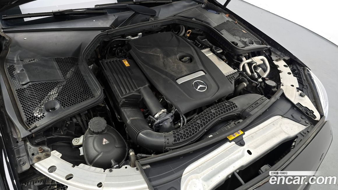 Mercedes-Benz C-Class 2018