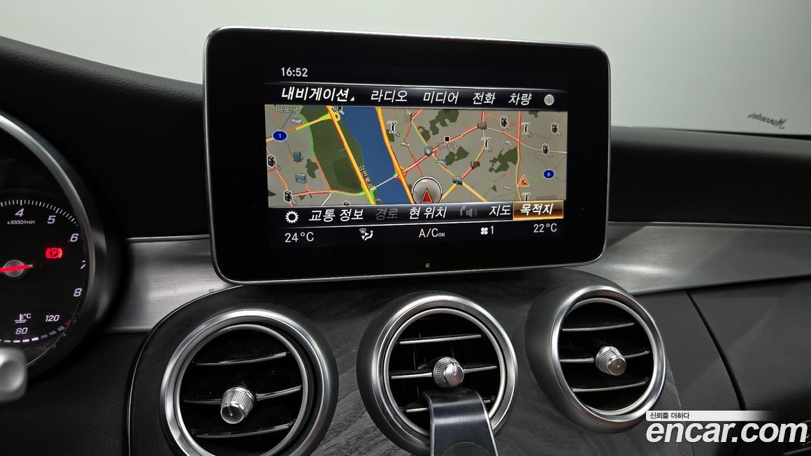 Mercedes-Benz C-Class 2018