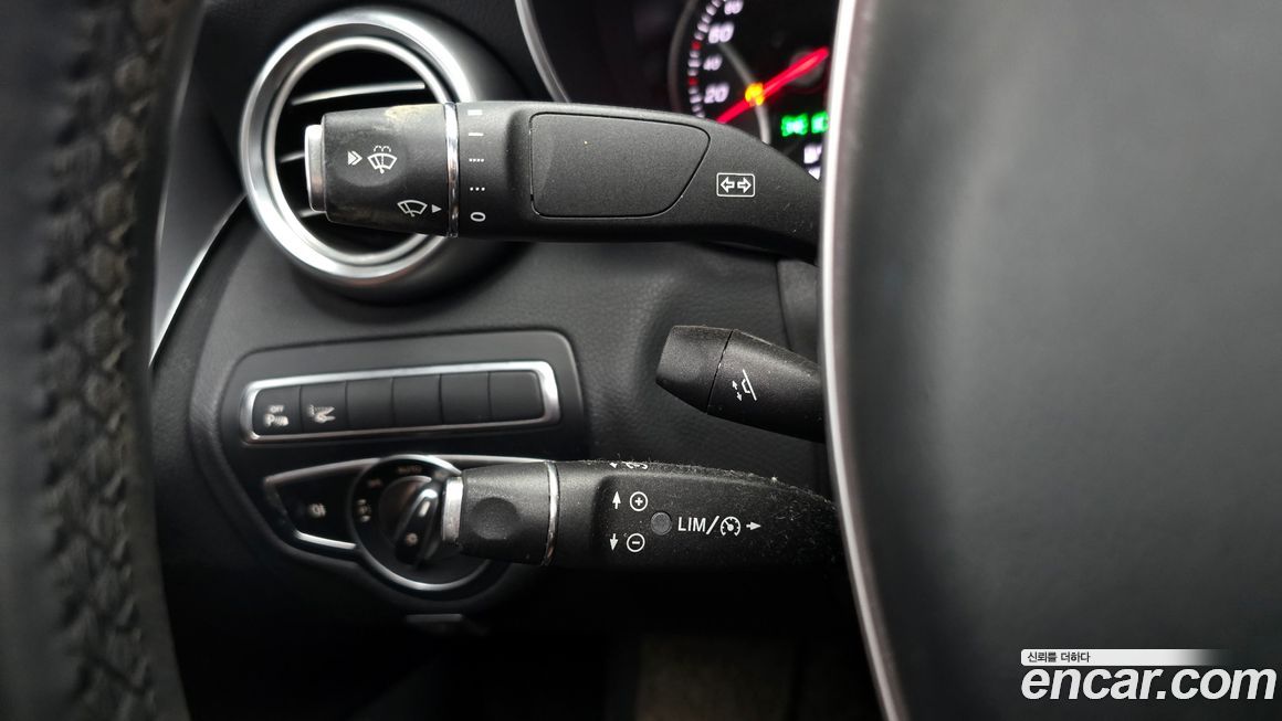 Mercedes-Benz C-Class 2018