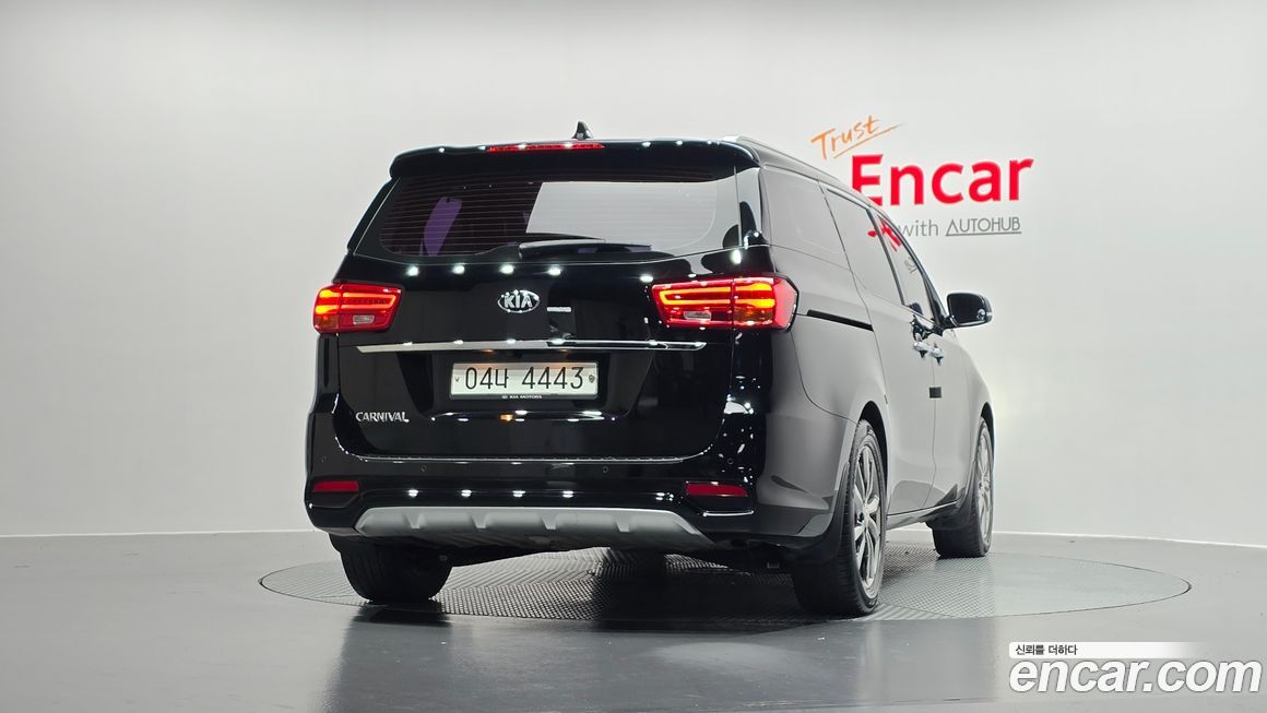 Kia Canival 2019