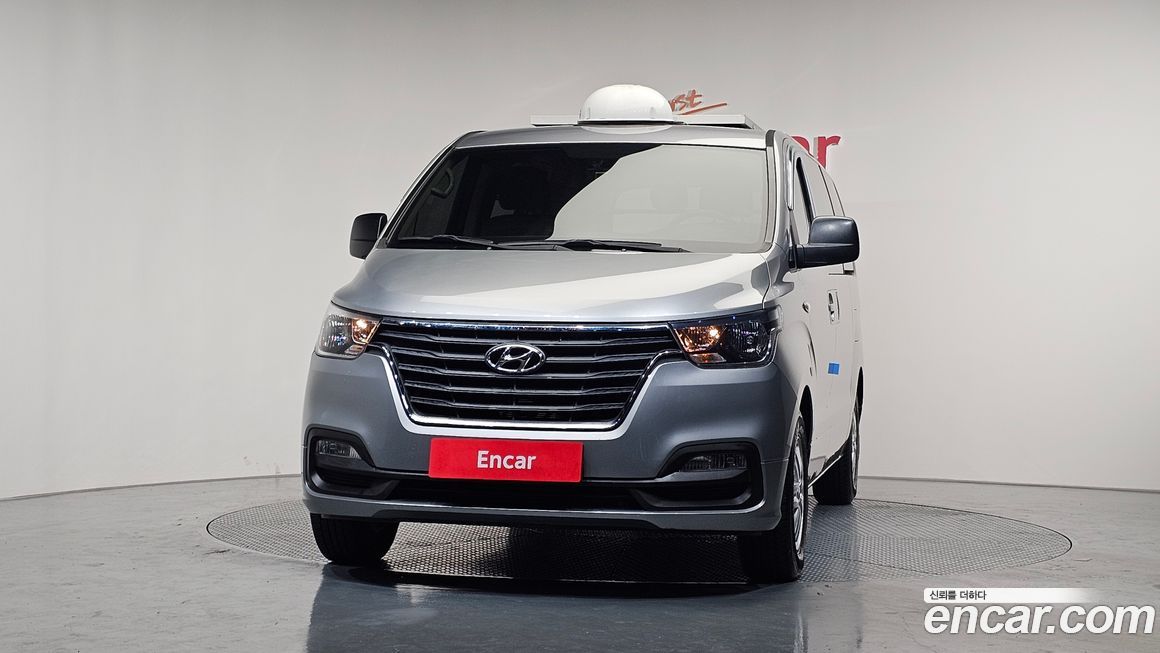 Hyundai Starex 2021
