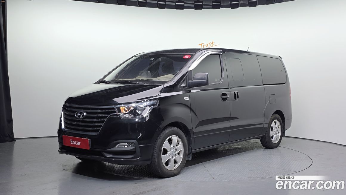 Hyundai Starex 2019