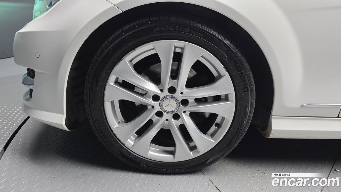 Mercedes-Benz C-Class 2013