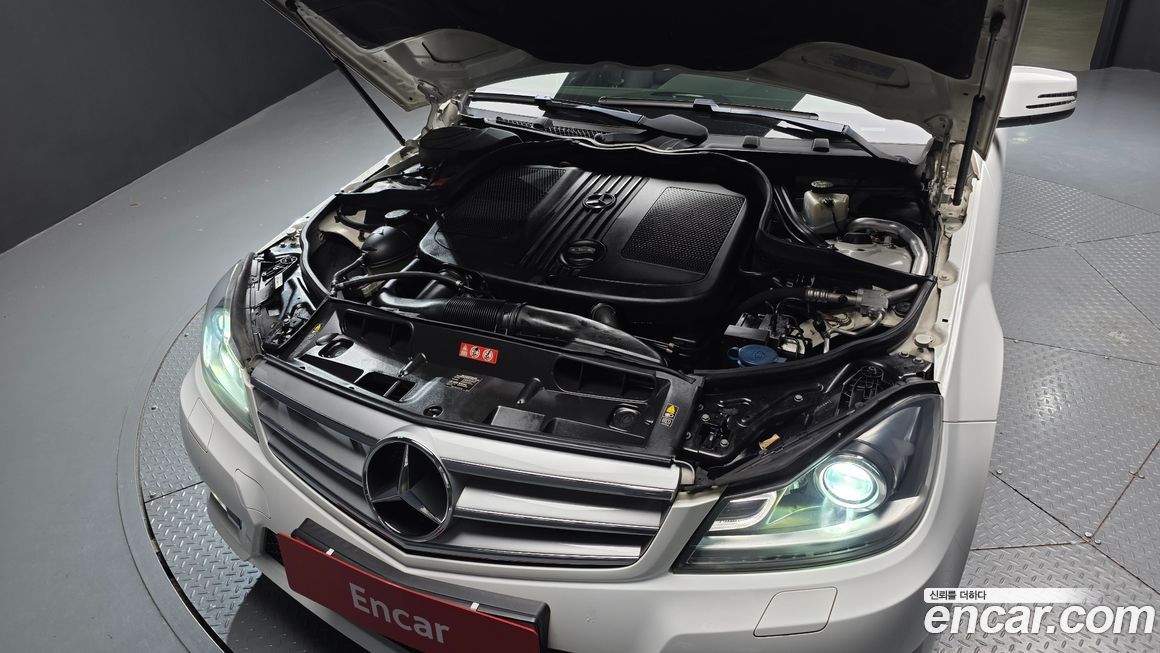 Mercedes-Benz C-Class 2013