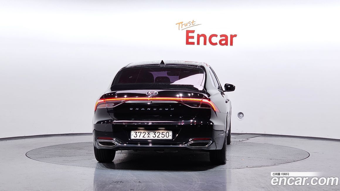 Hyundai Grandeur 2020