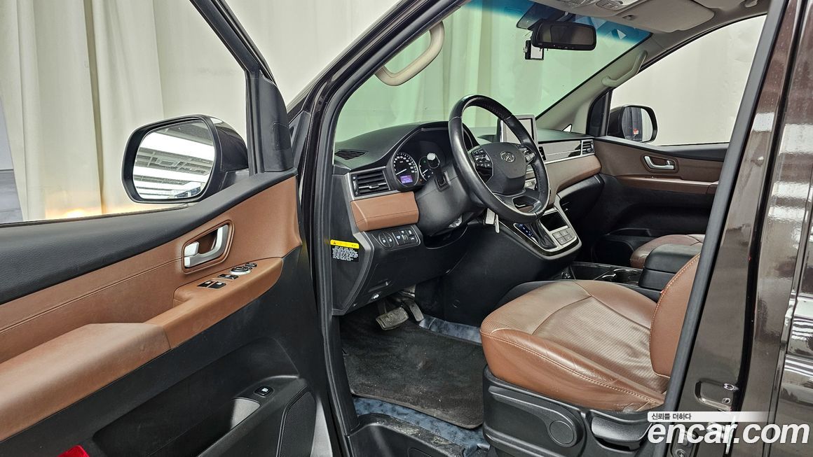 Hyundai Starex 2019