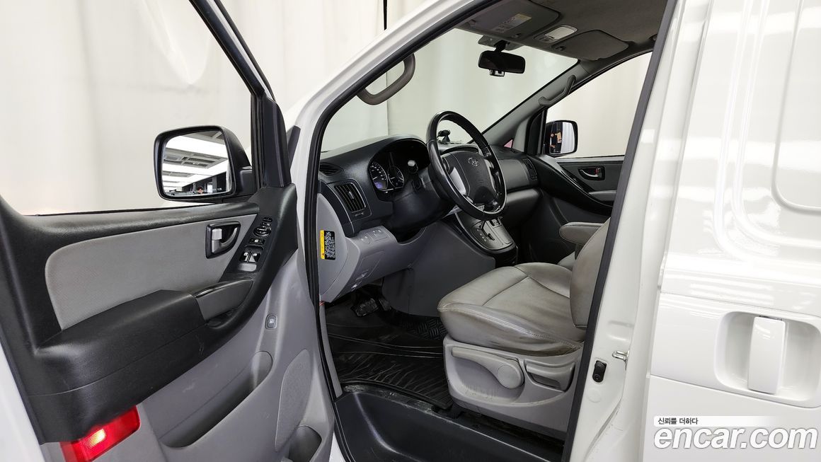 Hyundai Starex 2019
