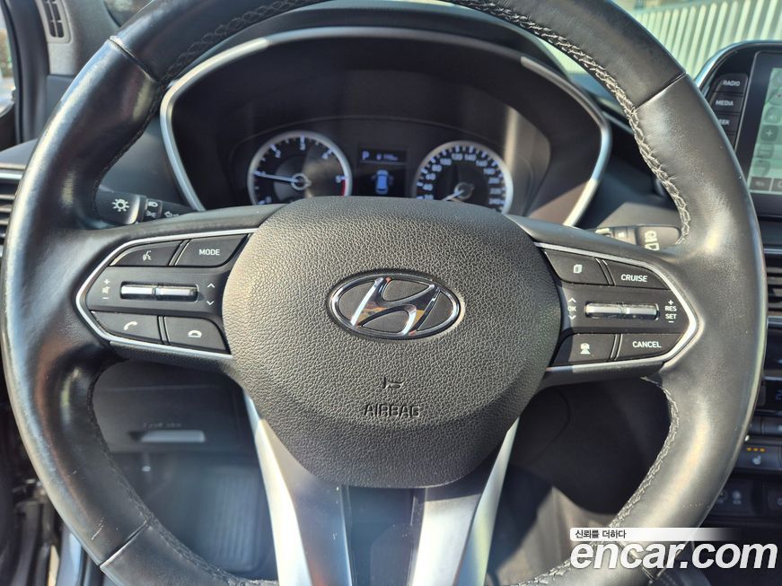 Hyundai Santafe 2020