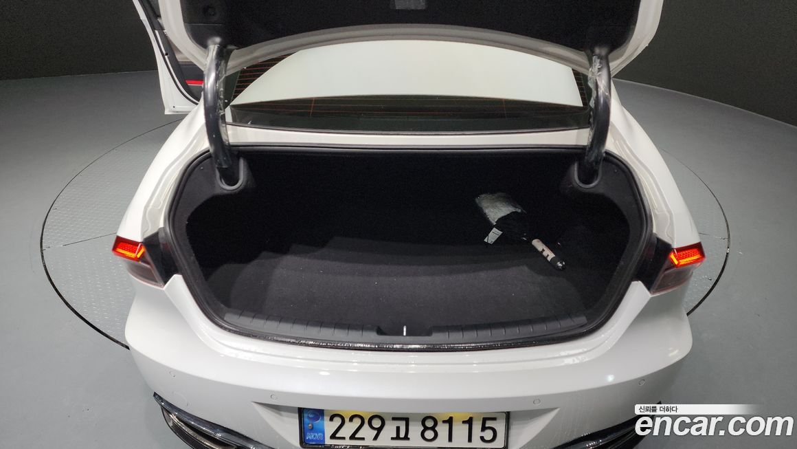 Hyundai Grandeur 2020