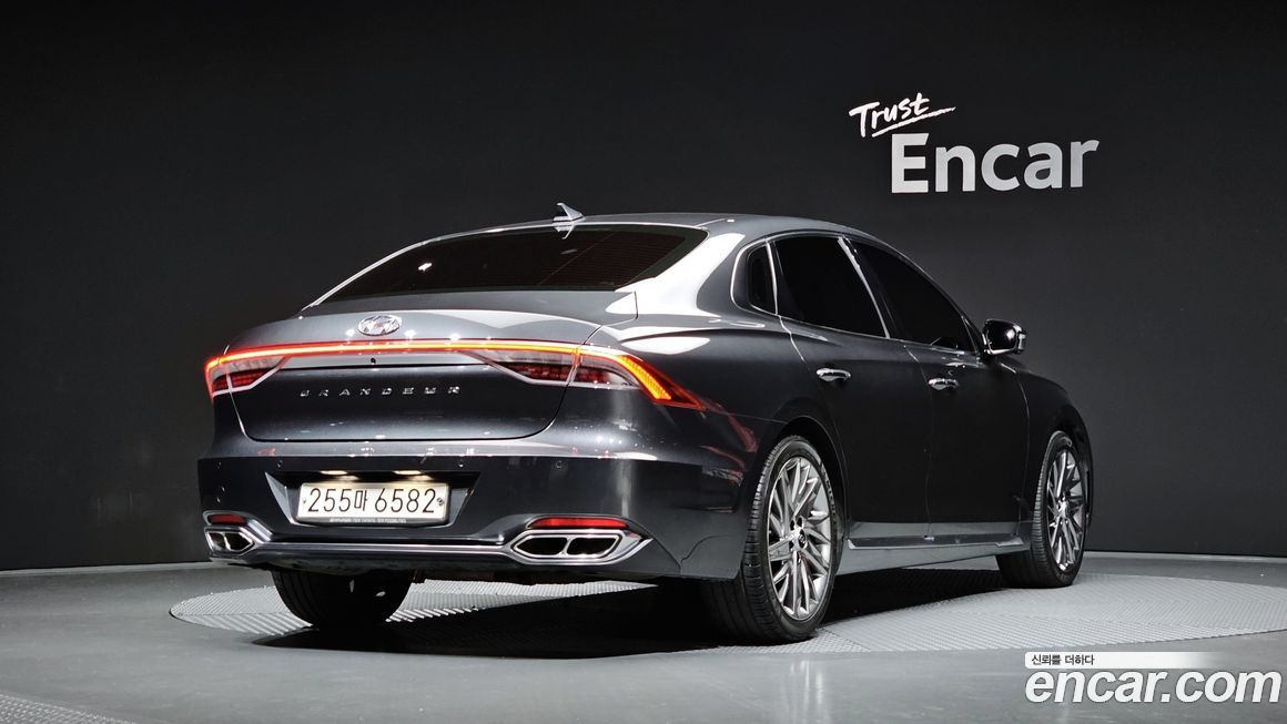 Hyundai Grandeur 2020