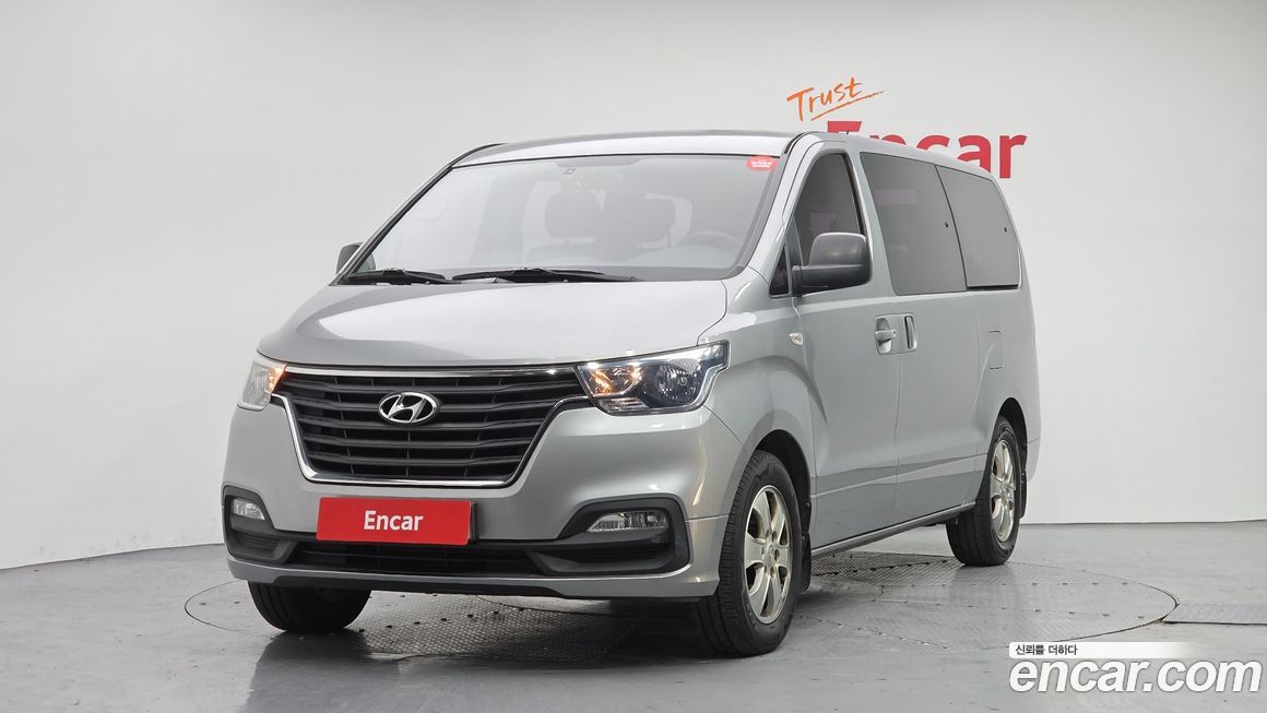 Hyundai Starex 2019
