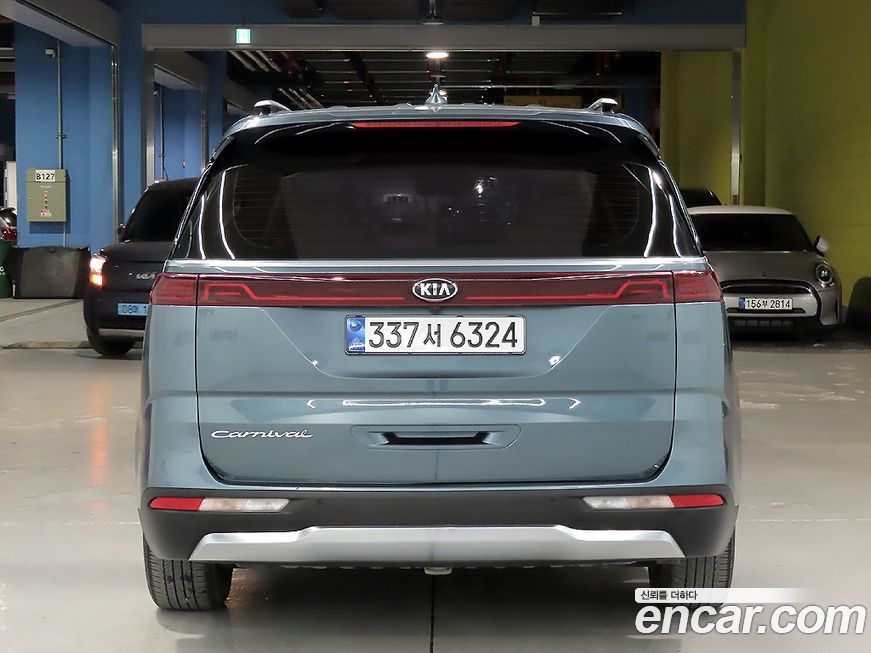 Kia Canival 2021