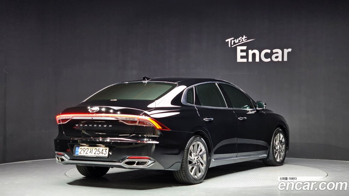 Hyundai Grandeur 2022