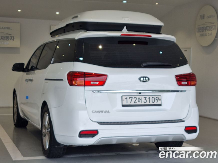 Kia Canival 2019