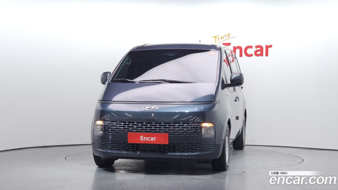 Hyundai Staria 2023