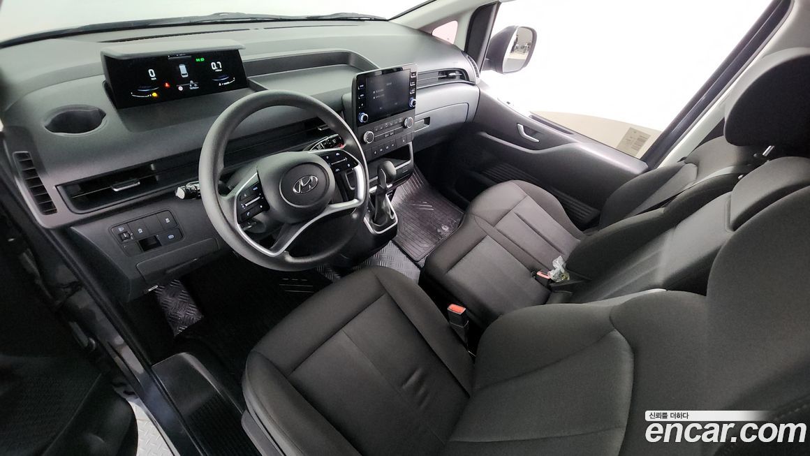 Hyundai Staria 2023