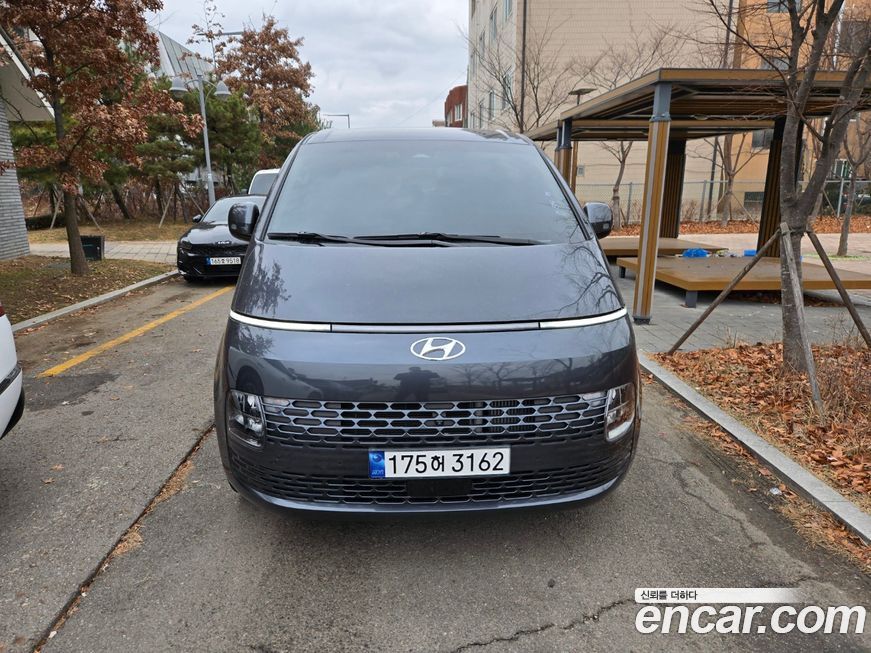 Hyundai Staria 2023