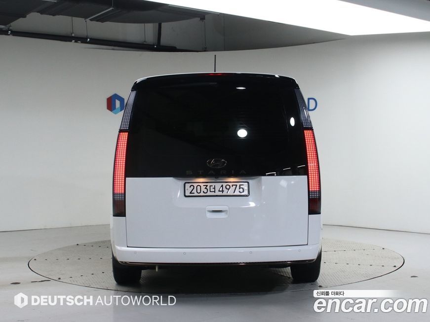 Hyundai Staria 2022