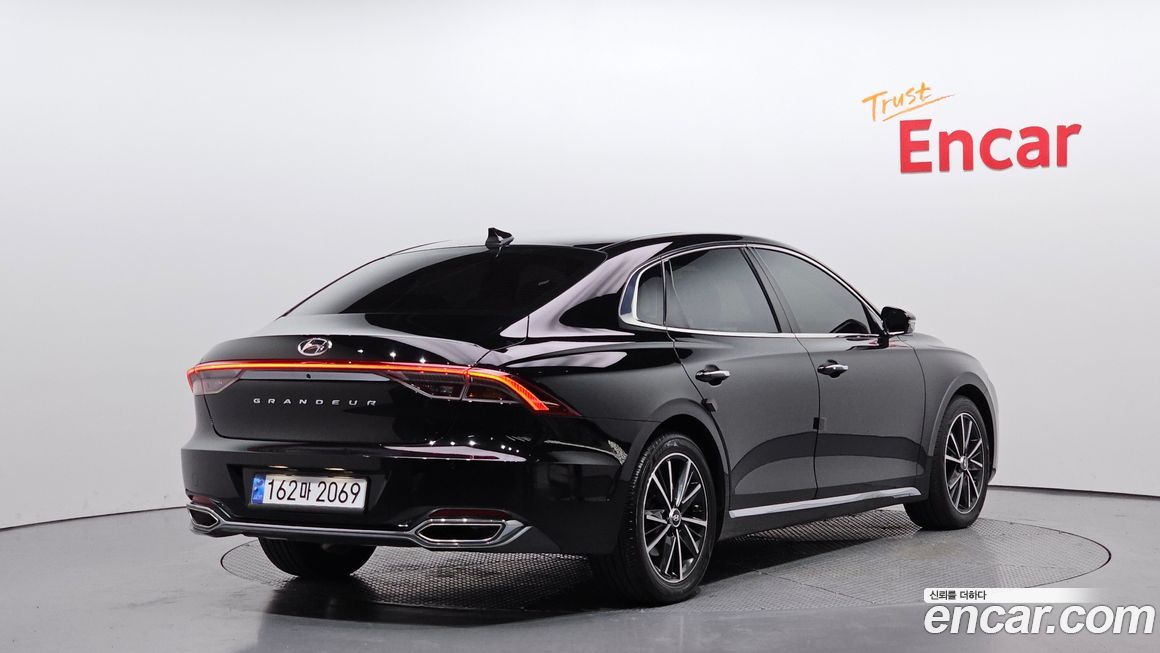 Hyundai Grandeur 2022